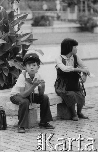 1989, Phenian, Koreańska Republika Ludowo-Demokratyczna.
Uczniowie.
Fot. Mikołaj Nesterowicz, zbiory Ośrodka KARTA