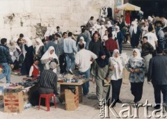 Lata 90., Bejrut, Liban.
Bazar.
Fot. Mikołaj Nesterowicz, zbiory Ośrodka KARTA