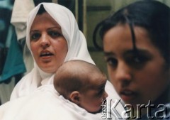 Lata 90., Bejrut, Liban.
Kobiety na bazarze.
Fot. Mikołaj Nesterowicz, zbiory Ośrodka KARTA
