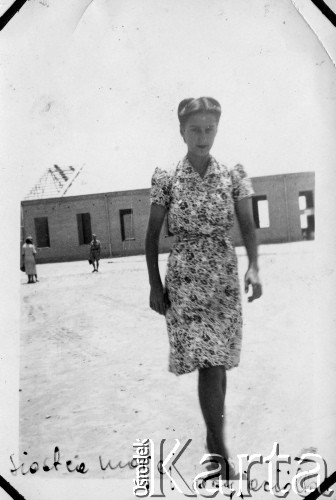 1942, Teheran, Iran.
Siostra koleżanki Ireny Osadzińskiej.
Fot. NN, kolekcja Ireny Osadzińskiej, reprodukcje cyfrowe w Ośrodku KARTA