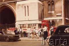 1984, Londyn, Anglia, Wielka Brytania.
Demonstracja zorganizowana przed budynkiem redakcji gazety 