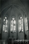 1940, prawdopodobnie Bliski Wschód. 
Ołtarz w kościele katolickim.
Fot. NN, kolekcja Ireny Wolickiej-Wolszleger, reprodukcje cyfrowe w Ośrodku KARTA