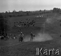 Lata 60., Warszawa, Polska.
Zawody motocrossowe.
Fot. Marek Zürn, zbiory Fundacji Ośrodka KARTA