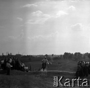 Lata 60., Warszawa, Polska.
Zawody motocrossowe.
Fot. Marek Zürn, zbiory Fundacji Ośrodka KARTA