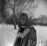 1967-69, Warszawa, Polska.
Maryla Rodowicz, piosenkarka, n/z jako studentka Akademii Wychowania Fizycznego.
Fot. Marek Zürn, zbiory Fundacji Ośrodka KARTA