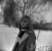 1967-69, Warszawa, Polska.
Maryla Rodowicz, piosenkarka, n/z jako studentka Akademii Wychowania Fizycznego.
Fot. Marek Zürn, zbiory Fundacji Ośrodka KARTA