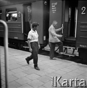 1964, Warszawa, Polska.
Dworzec Gdański.
Fot. Marek Zürn, zbiory Fundacji Ośrodka KARTA