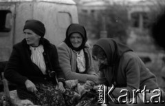 Lata 60., miejsce nieznane.
Jarmark cygański.
Fot. Marek Zürn, zbiory Fundacji Ośrodka KARTA