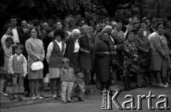 Lata 60., Biała Podlaska, Polska.
Procesja w Boże Ciało.
Fot. Marek Zürn, zbiory Fundacji Ośrodka KARTA