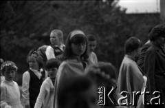 Lata 60., Biała Podlaska, Polska.
Procesja w Boże Ciało.
Fot. Marek Zürn, zbiory Fundacji Ośrodka KARTA