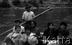 Lata 60., Pieniny, Polska.
Spływ Dunajcem.
Fot. Marek Zürn, zbiory Fundacji Ośrodka KARTA
