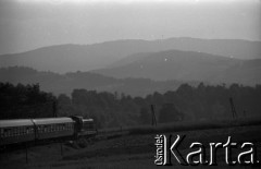 Lata 60., Podhale, Polska.
Pociąg do Zakopanego.
Fot. Marek Zürn, zbiory Fundacji Ośrodka KARTA