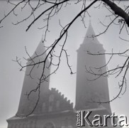 Lata 60., Płock, Polska.
Bazylika katedralna Wniebowzięcia Najświętszej Maryi Panny.
Fot. Marek Zürn, zbiory Fundacji Ośrodka KARTA