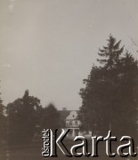 1930-1940, Kalisz, Polska.
Dwór.
Fot. NN, kolekcja rodziny Walińskich, zbiory Fundacji Ośrodka KARTA