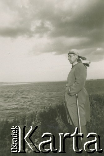 1930-1940, Gdańsk, Polska.
Mężczyna nad morzem.
Fot. NN, kolekcja rodziny Walińskich, zbiory Fundacji Ośrodka KARTA