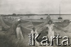 1930-1940, Gdańsk, Polska.
Odpoczynek na plaży. Cztery osoby
Fot. NN, kolekcja rodziny Walińskich, zbiory Fundacji Ośrodka KARTA