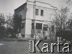 1930-1950, miejsce nieznane, Polska.
Budynek.
Fot. NN, kolekcja rodziny Walińskich, zbiory Fundacji Ośrodka KARTA