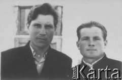 Brak daty, Kazachska SRR, ZSRR.
Portret dwóch mężczyzn.
Fot. NN, zbiory Ośrodka KARTA, udostępnił Edward Karluk