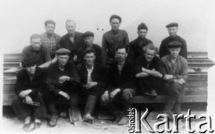 1954, Norylsk, Krasnojarski Kraj, ZSRR.
Robotnicy w kopalni 