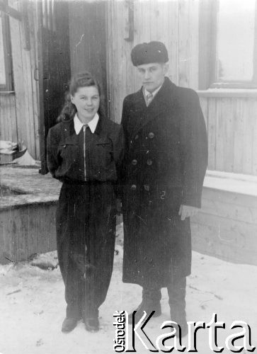 1955, Inta, Komi ASRR, ZSRR.
Zygmunt Sworobowicz z żoną Teresą z domu Janowicz.
Fot. NN, zbiory Ośrodka KARTA, udostępniła Teresa Sworobowicz.

