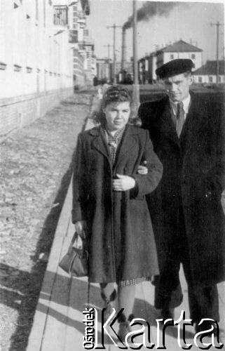 1955, Inta, Komi ASRR, ZSRR.
Zygmunt Sworobowicz z żoną Teresą w czasie zesłania.
Fot. NN, zbiory Ośrodka KARTA, udostępniła Teresa Sworobowicz.


