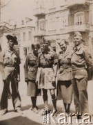 1942, brak miejsca
Z prawej stoi Karol Godowski.
Fot. NN, zbiory Ośrodka KARTA, udostępniła Alicja Dymecka.