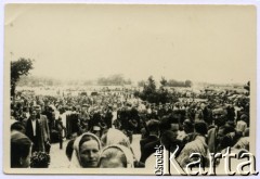 06.1957, Osuchy Lubelskie, Polska.
Uroczystości na cmentarzu partyzantów, poległych w czerwcu 1944 w bitwie pod Osuchami.
Fot. Marian i Stefan Borowiec, zbiory Fundacji Ośrodka KARTA