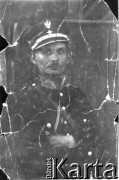 Przed 1939, brak miejsca.
Jan Bronisław Nowicki, podkomisarz Policji Państwowej, aresztowany przez NKWD w Równem; na zdjęciu w mundurze.
Fot. NN, zbiory Ośrodka KARTA, udostępniła Irena Rodzewicz