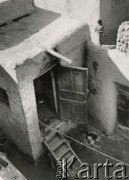 1944-1946, Namangan, Uzbekistan, ZSRR
Podwórko uzbeckiego domu, widok z góry.
Fot. NN, zbiory Ośrodka KARTA, udostępniła Aniela Wzorek.
