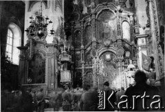 1941, Smoleńsk, ZSRR.
Żołnierze niemieccy w cerkwi. 
Fot. z albumu gen. Hellmutha Bienecka, przekazał Piotr Kleeberg, zbiory Fundacji Ośrodka KARTA