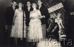 Wrzesień 1957, Strzelce Opolskie, Polska.
 Zakład Karny w Strzelcach Opolskich. Zespół 