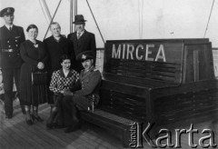 Lipiec 1940, Rumunia.
Mąż Ireny Białeckiej-Tarasow na pokładzie statku 