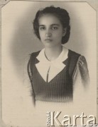 13.05.1940, Bukareszt, Rumunia.
Polscy uchodźcy w Rumunii podczas II wojny światowej. Zdjęcie portretowe Zuzanny Tarasiewicz. Dedykacja na odwrocie: 