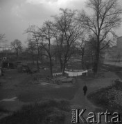 Lata 50., Warszawa, Polska.
Park Kazimierzowski.
Fot. Irena Jarosińska, zbiory Ośrodka KARTA