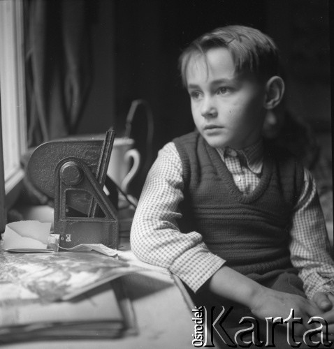 Lata 50., Warszawa, Polska.
Marek Jarosiński (syn Ireny Jarosińskiej).
Fot. Irena Jarosińska, zbiory Ośrodka KARTA