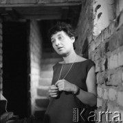 Po 1959, Warszawa, Polska.
Aktorka Teatru na Tarczyńskiej, malarka Maria Fabicka.
Fot. Irena Jarosińska, zbiory Ośrodka KARTA
