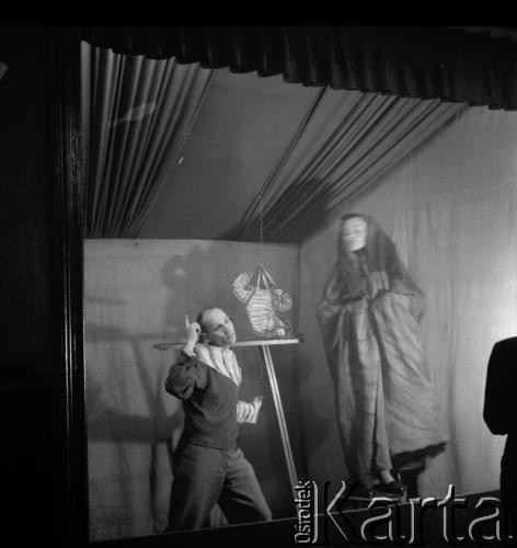 1954-1958, Warszawa, Polska.
Teatr na Tarczyńskiej (ul. Tarczyńska 11). Spektakl 