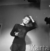 Około 1958, Warszawa, Polska.
Aktorka Ludmiła Murawska.
Fot. Irena Jarosińska, zbiory Ośrodka KARTA