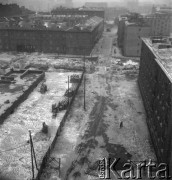 1954-1955, Warszawa, Polska
Panorama miasta z okna pracowni Ireny Jarosińskiej w Alei Świerczewskiego 95/99. Po lewej widać budynek przy Orlej 4.
Fot. Irena Jarosińska, zbiory Ośrodka KARTA