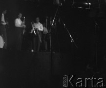 Sierpień 1956, Sopot, Polska
I Ogólnopolski Festiwal Muzyki Jazzowej. Zespół na scenie.
Fot. Irena Jarosińska, zbiory Ośrodka KARTA