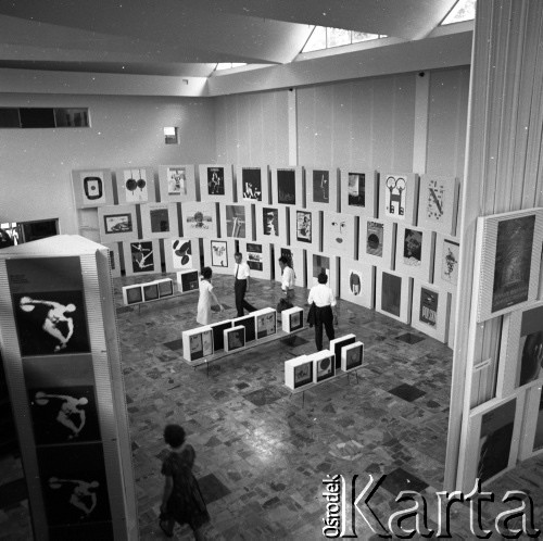 1968, Warszawa, Polska.
Międzynarodowy Zjazd Chemików. Muzeum Plakatu w Wilanowie.
Fot. Irena Jarosińska, zbiory Ośrodka KARTA