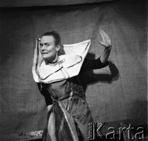 1961-1962, Warszawa, Polska.
Teatr Osobny (pl. Dąbrowskiego).  Przedstawienie 