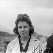 1960, Warszawa, Polska.
Kobieta.
Fot. Irena Jarosińska, zbiory Ośrodka KARTA