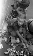 Lata 50. lub 60., Polska.
Dzieci.
Fot. Irena Jarosińska, zbiory Ośrodka KARTA