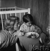 Lata 60., Polska.
Aktorka Alina Janowska. 
Fot. Irena Jarosińska, zbiory Ośrodka KARTA