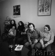 Grudzień 1977, Polska.
Rodzina cyrkowców.
Fot. Irena Jarosińska, zbiory Ośrodka KARTA
