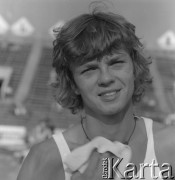 1975, Polska
Lekkoatleta, złoty medalista w skoku wzwyż Jacek Wszoła.
Fot. Irena Jarosińska, zbiory Ośrodka KARTA