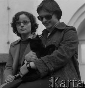 Wrzesień 1978, Laski, Polska.
Niewidomi.
Fot. Irena Jarosińska, zbiory Ośrodka KARTA