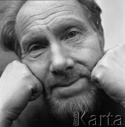 1971, Warszawa, Polska.
Przeźbiarz profesor Jan Bohdan Chmielewski.
Fot. Irena Jarosińska, zbiory Ośrodka KARTA
