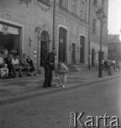 Lata 70., Warszawa, Polska.
Rynek Starego Miasta.
Fot. Irena Jarosińska, zbiory Ośrodka KARTA